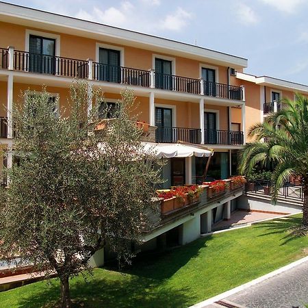 Appia Park Hotel Rome Exterior photo
